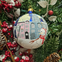 SNOWMAN IN DUMBO GLASS BALL